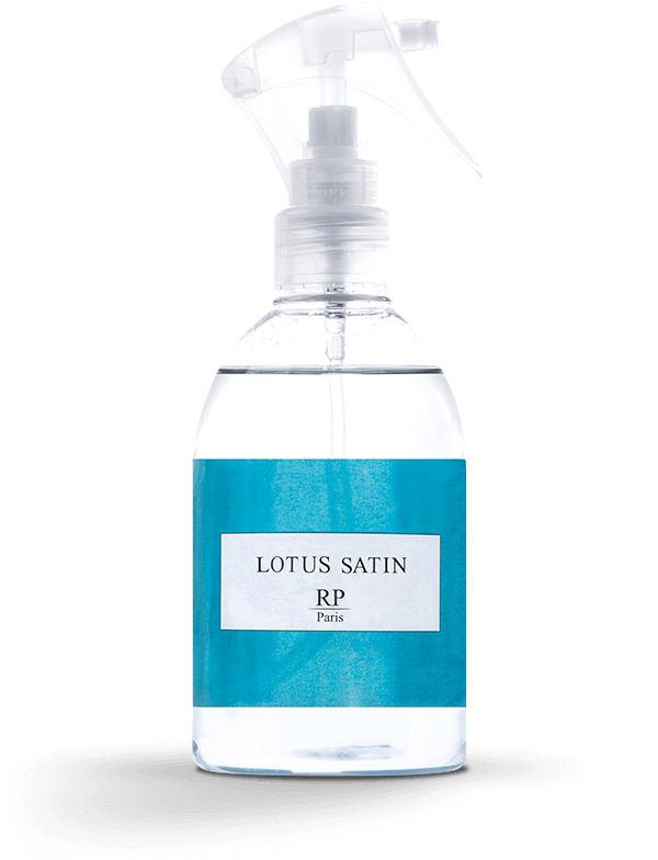 Lotus Satin RP Paris Parfum d ambiance frais et floral spray désodorisant aux notes de lotus et de musc blanc The Secrets Garden
